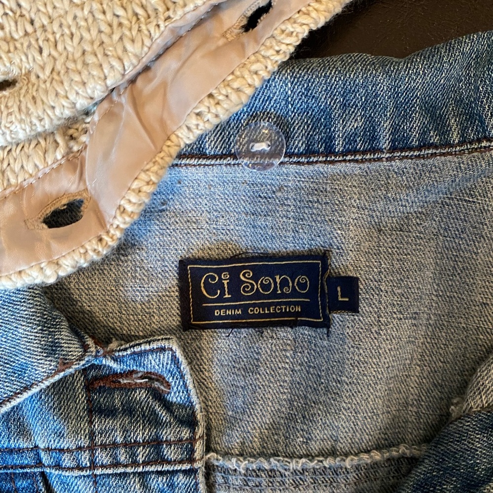 Denim jacket - Picture 8 of 9